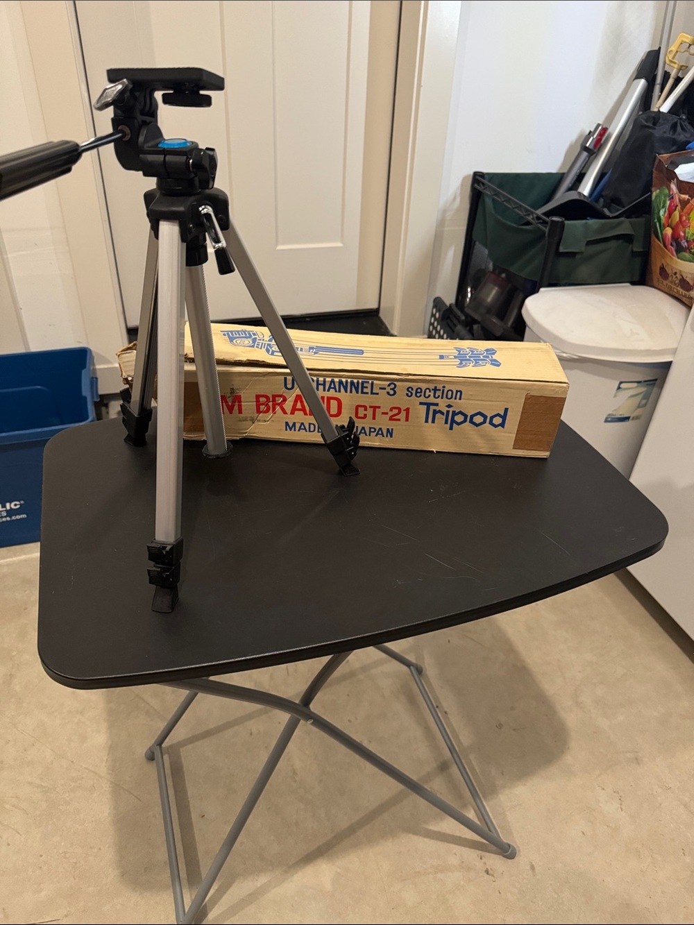 CT-21 Tripod - Camera Tripod - Silver & Black